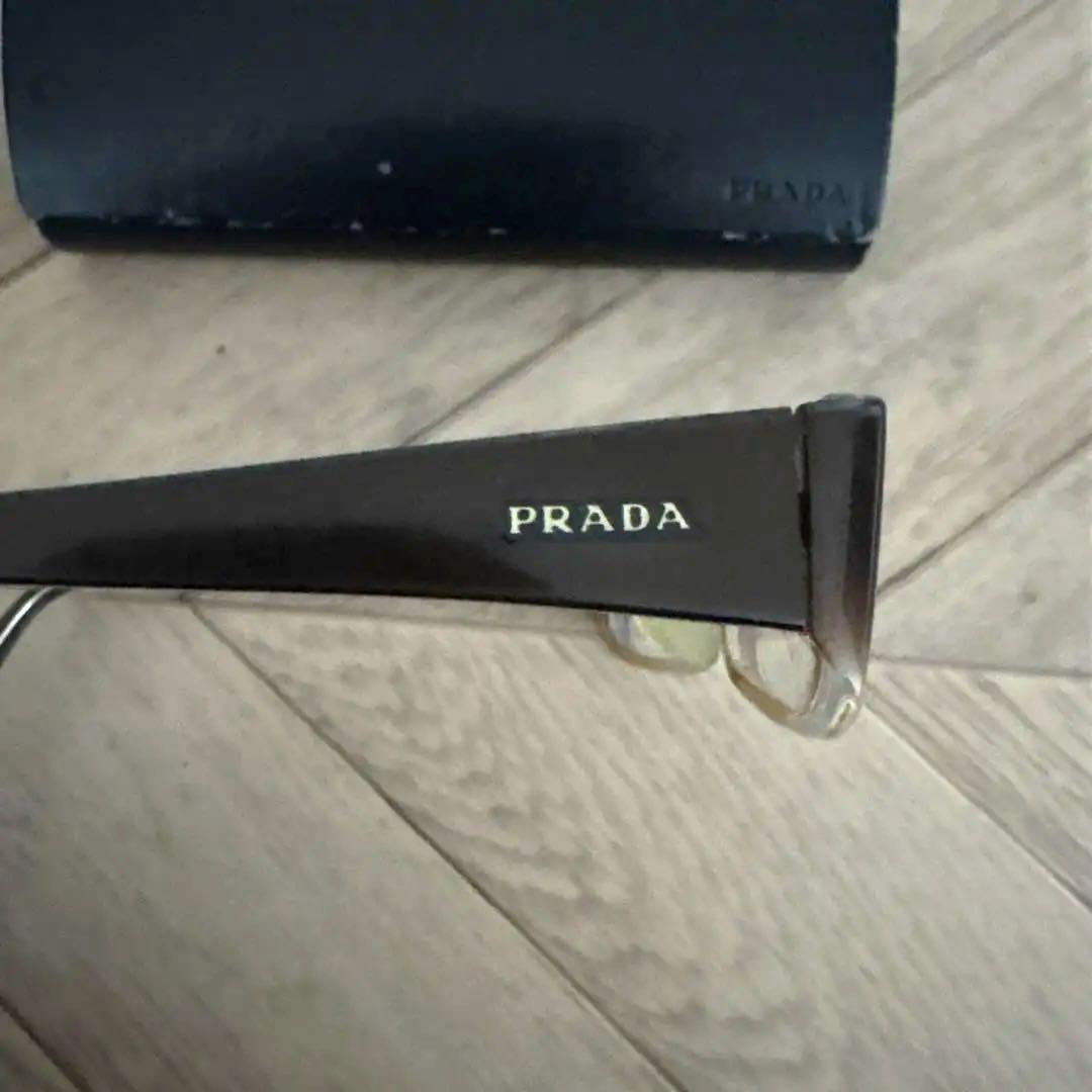 Chika 　PRADA VPR 07M-Nメガネ ブラウン ケース付き