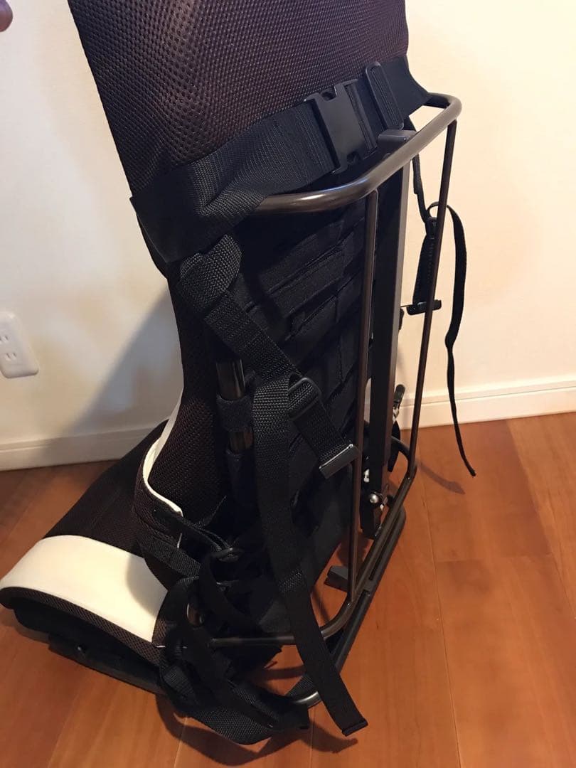 姿勢保持椅子　車載　カーシート　椅子　障害児　福祉用具