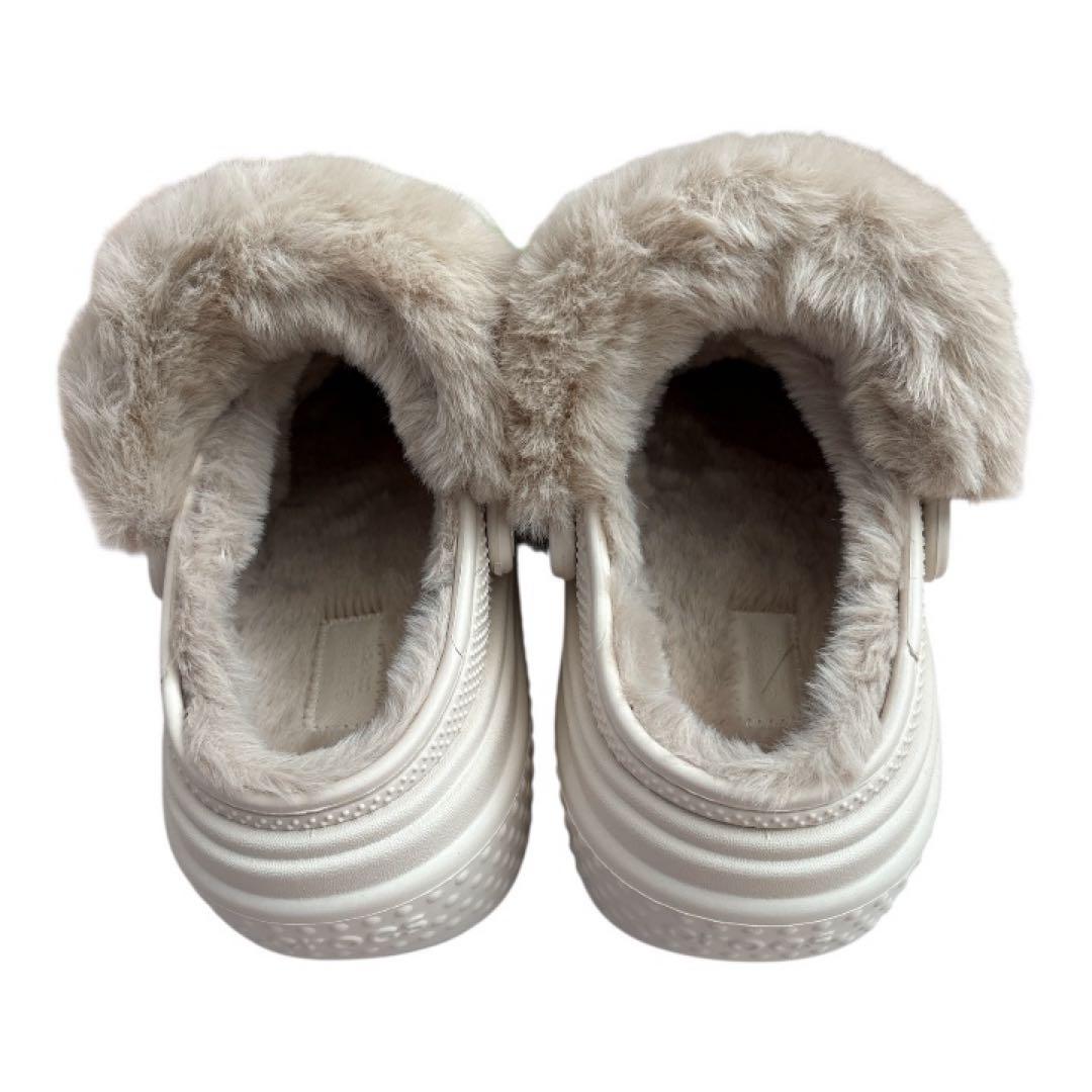 【新品】クロックス crocs ストンプラインドクロッグ Stucco 24㎝