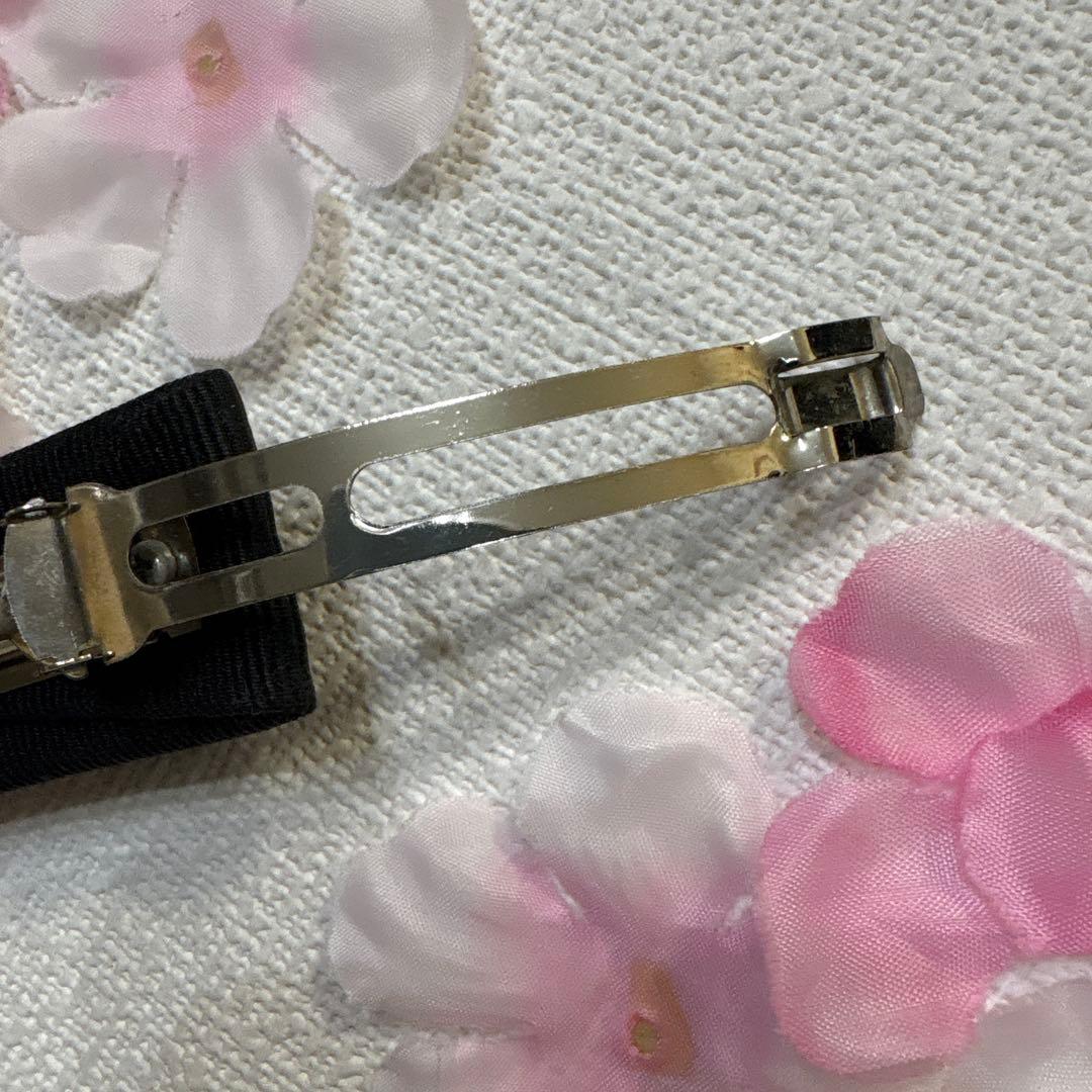 Ferragamo フェラガモ リボンヘアバレッタ (ブラック×シルバー)