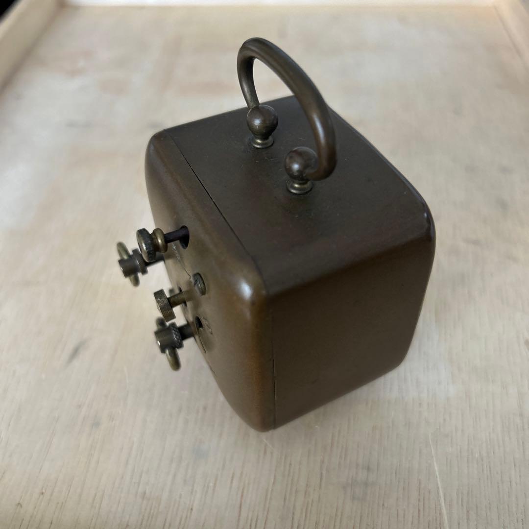 ドイツ製のヴィンテージ小型機械式目覚まし時計マウテ (Mauthe) 稼働