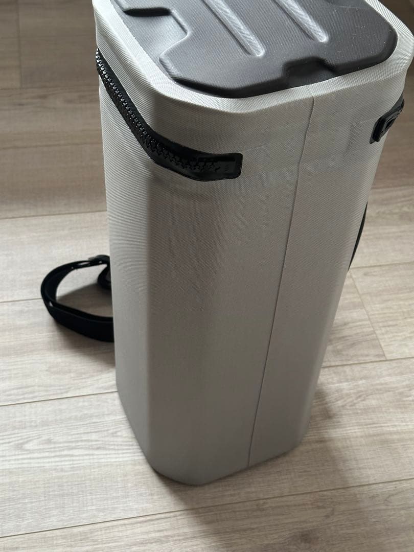 PELICAN クーラーバッグ/冷蔵庫bag グレー