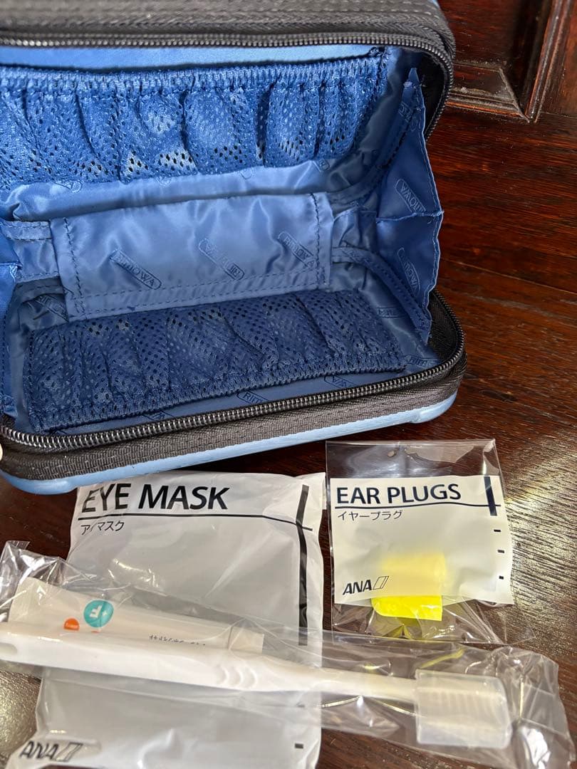 ANA RIMOWA 全日空　リモワ　アメニティポーチ