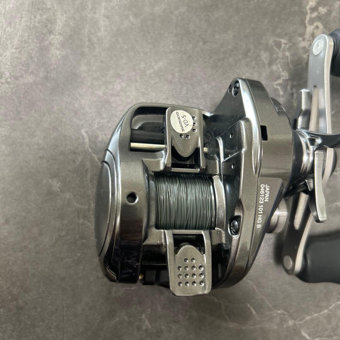 『美品』23nium 101HGベイトリール 左ハンドル