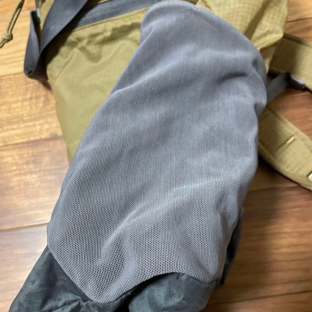 パタゴニア ウルトラライト・ブラックホール・トート・パック ブラウン 27L