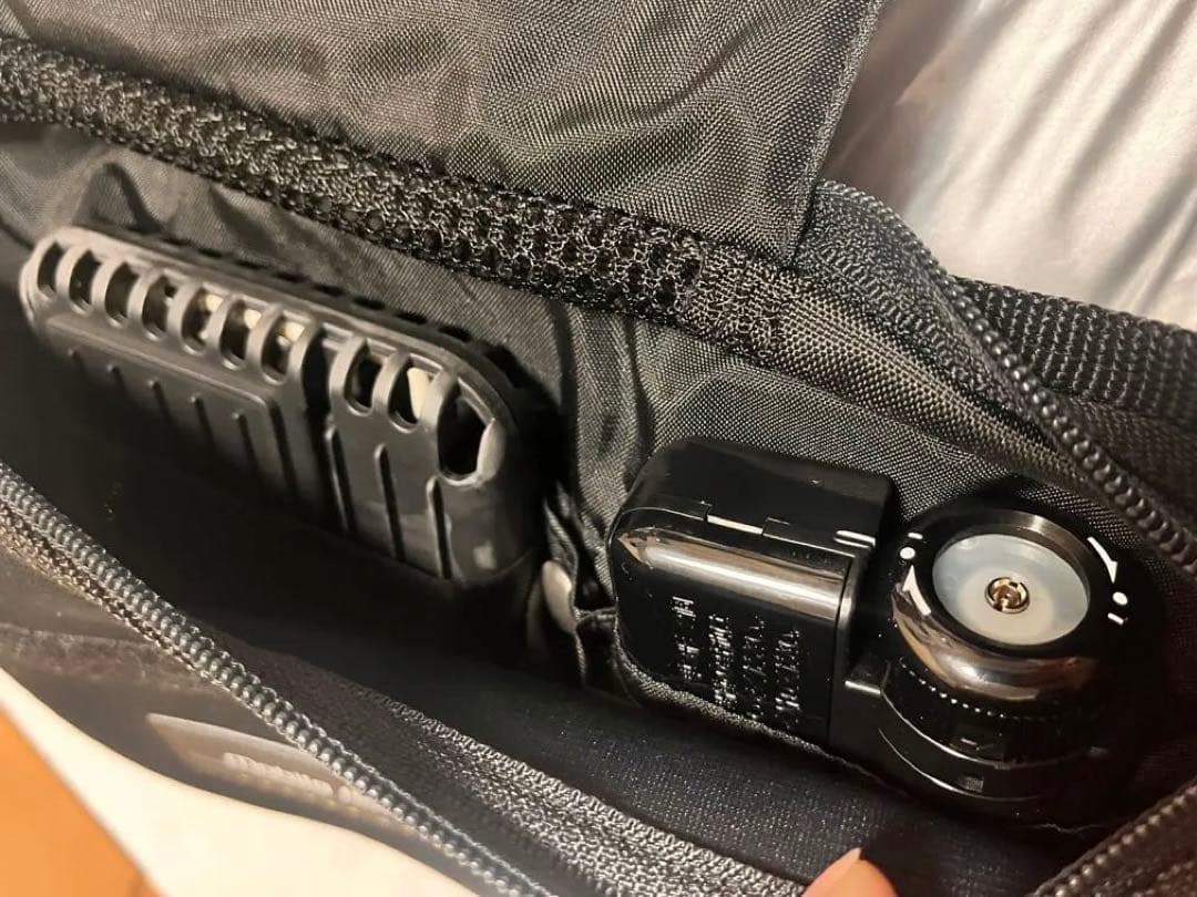 【激レア】ベスト付き暖房ベルト コードレスモバイルホッター