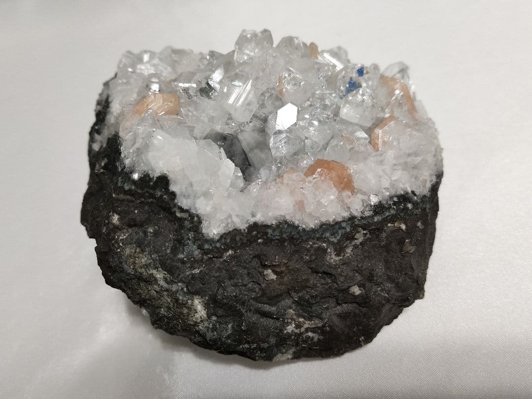 パワーストーン　天然石　原石　アポフィライト　601g　No.467