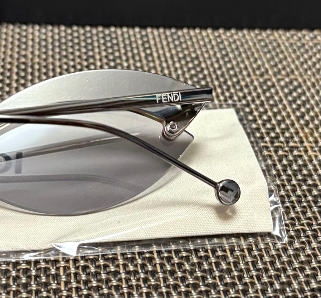 FENDI レディースサングラス