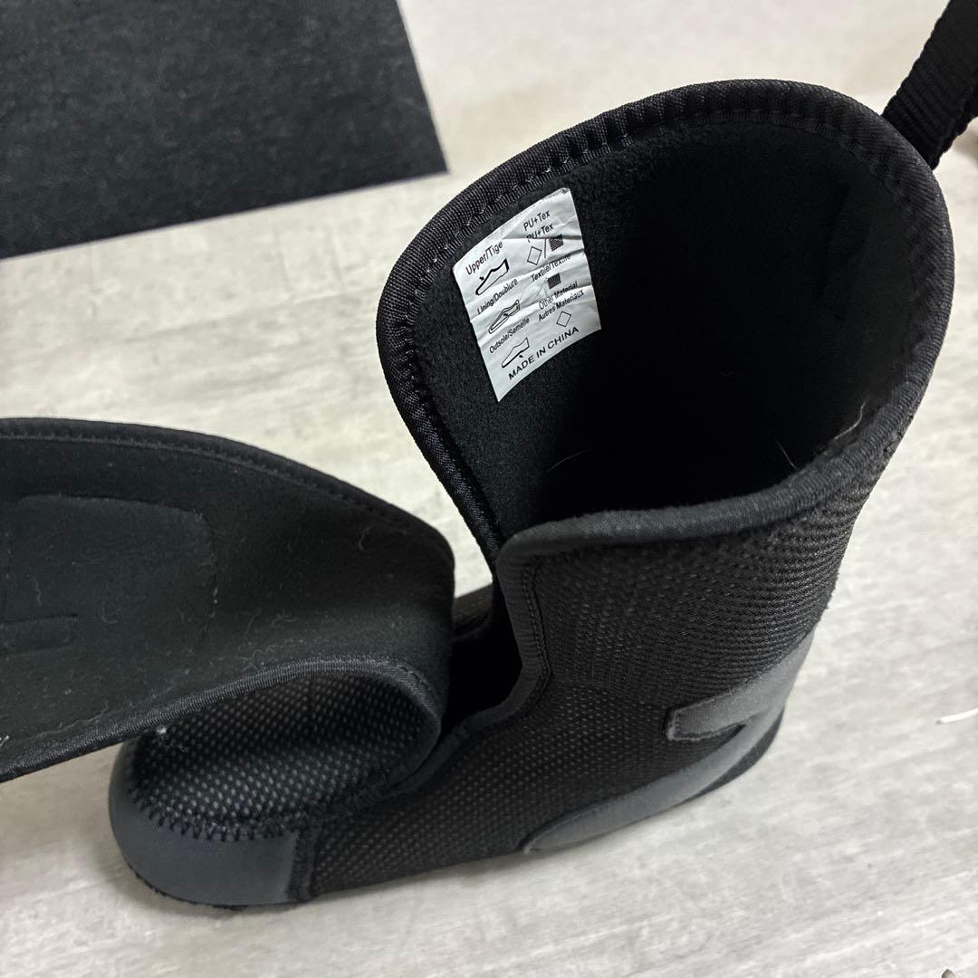 スノーボードブーツ(子ども用) 黒白