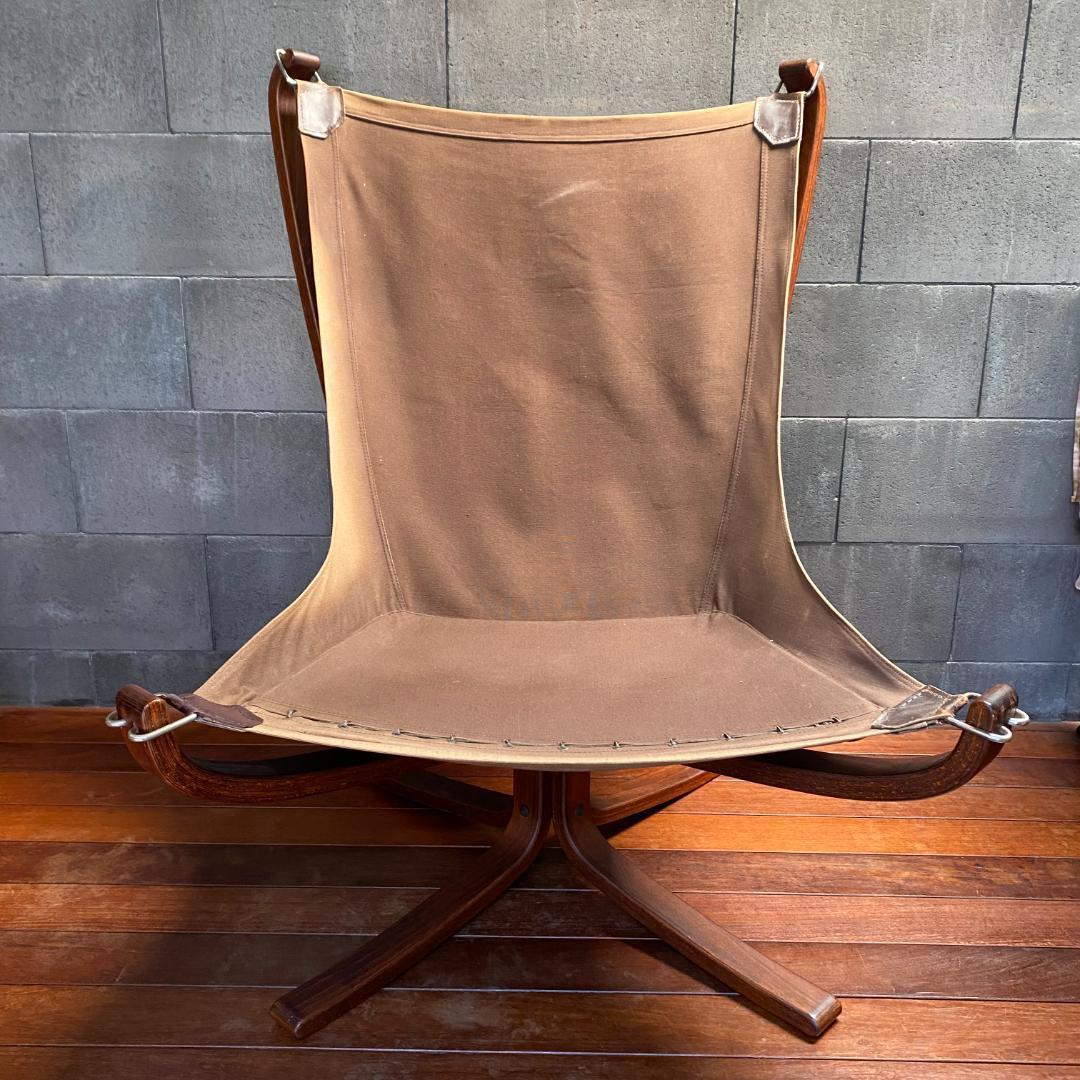 ヴィンテージ　名作 北欧家具 VATNE社　Falcon chair　本革ソファ