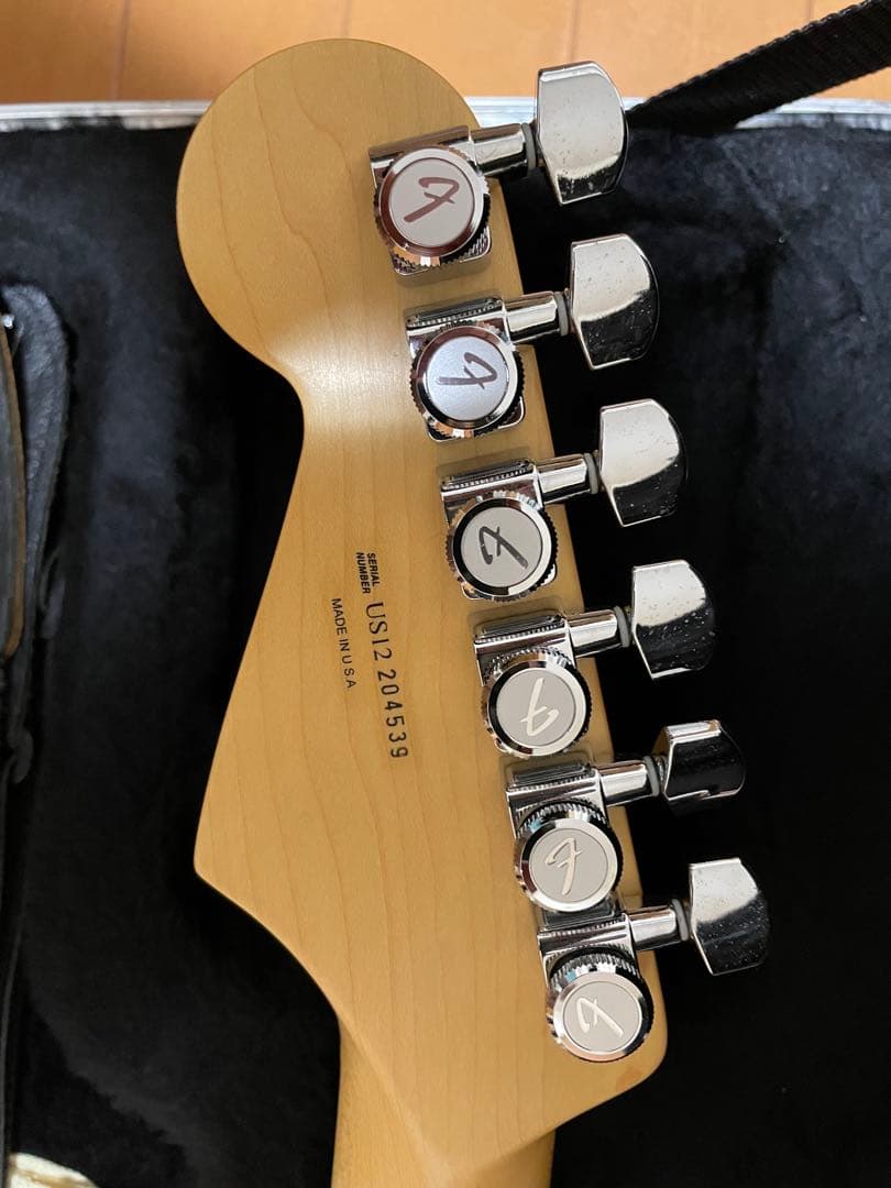 FENDER USA アメリカンデラックスストラトキャスター