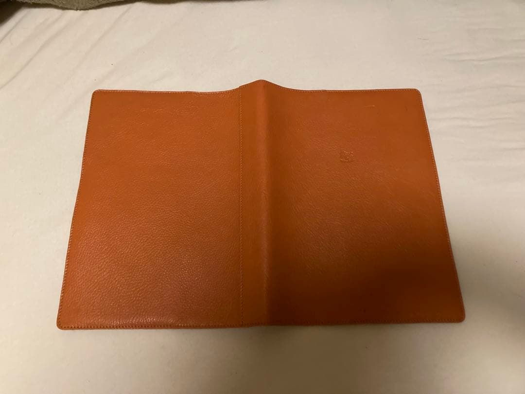 イルビゾンテ　ノートカバーB5