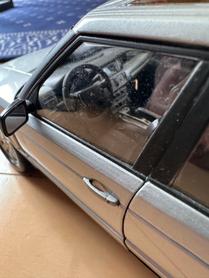 レア ランドローバー レンジローバー ミニカー シルバー 1/18 美品