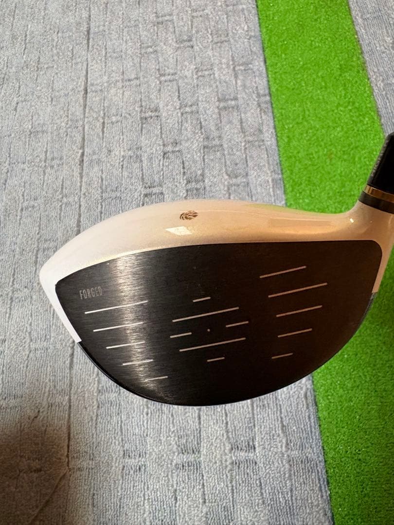 グローレF ドライバー　10.0 シャフト2本付　テーラーメイド