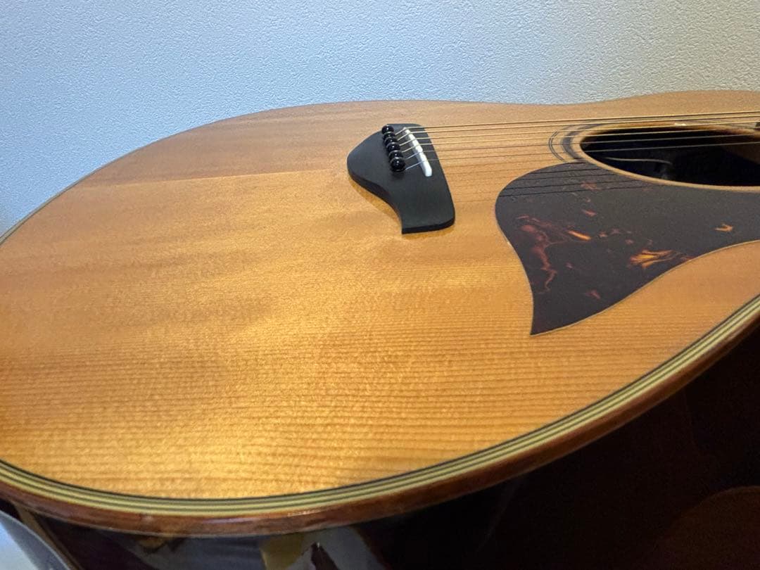 【美品】YAMAHA AC3R エレアコギター　チューナー機能付き