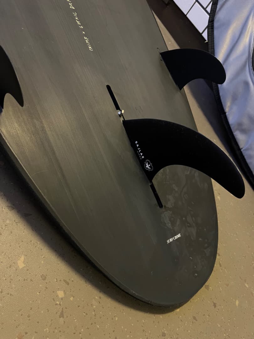 CRIME サーフボード ゴシックドルフィン　リペア履歴なし6’6fin付属