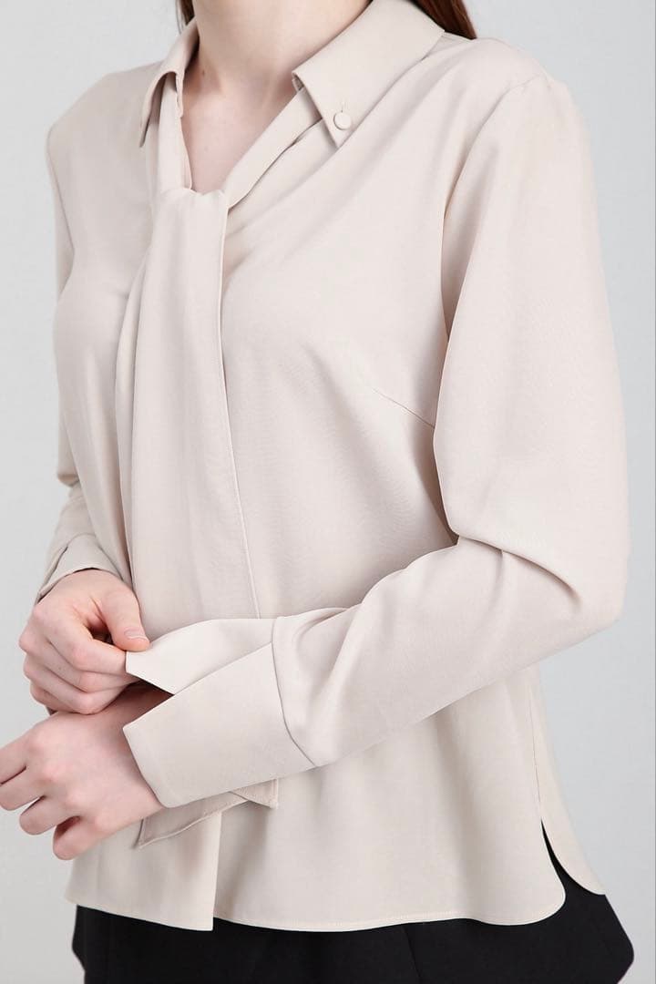 ピンキーアンドダイアン◆ボタンダウンボウタイシャツ ベージュ 38