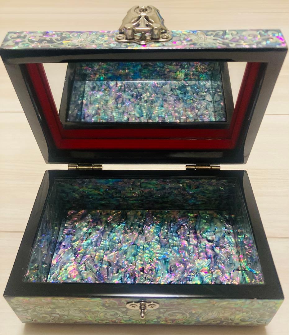 ⭐︎新品・40400円⭐︎螺鈿漆器（らでん）ジュエリーボックス　小物入れ