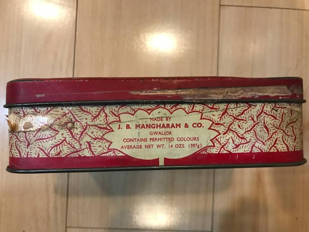 ブリキ缶　1950年代　インドのキャンディ缶　森の美女のリトグラフ