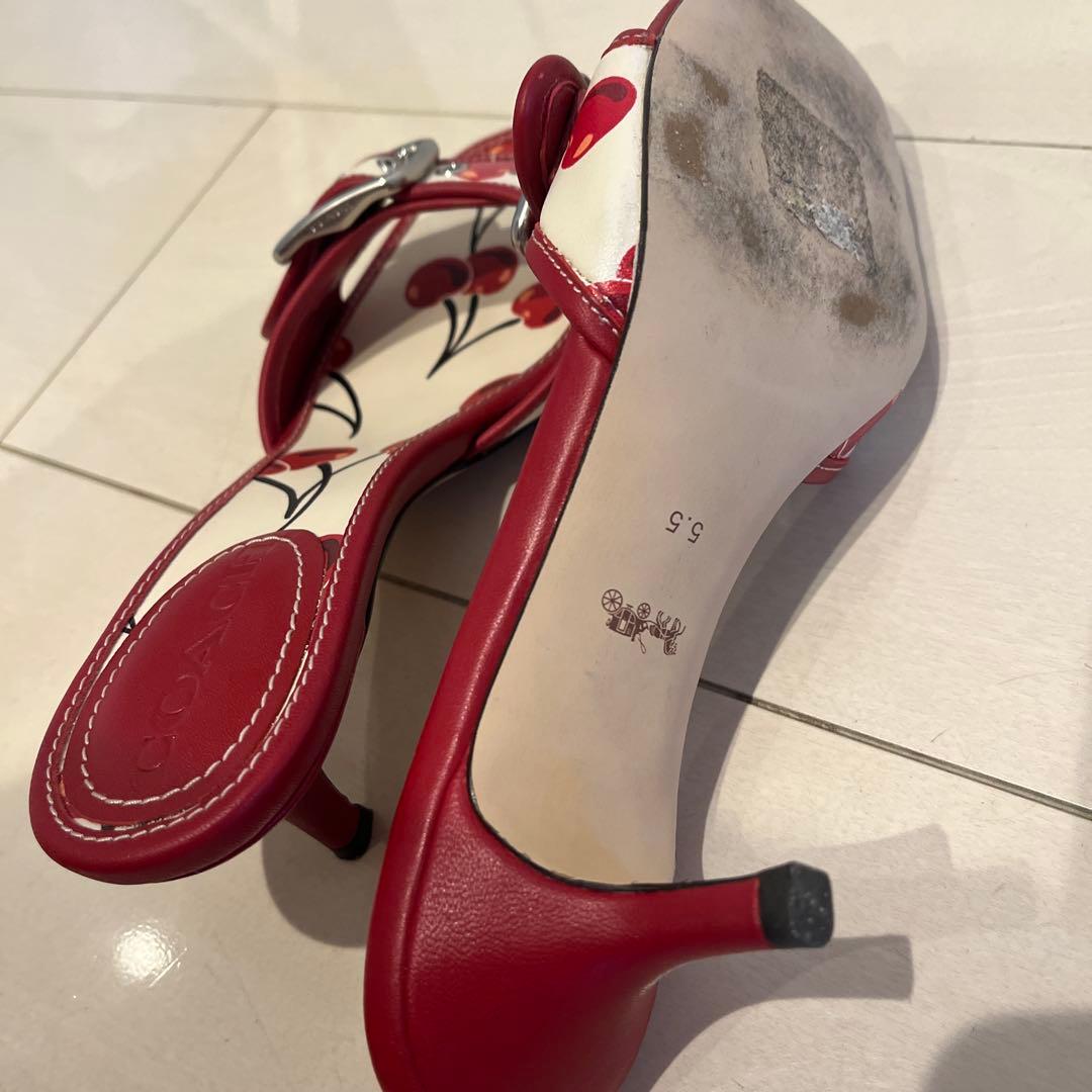 ベヤ　本日限り coach さくらんぼ　チェリー　ミュール