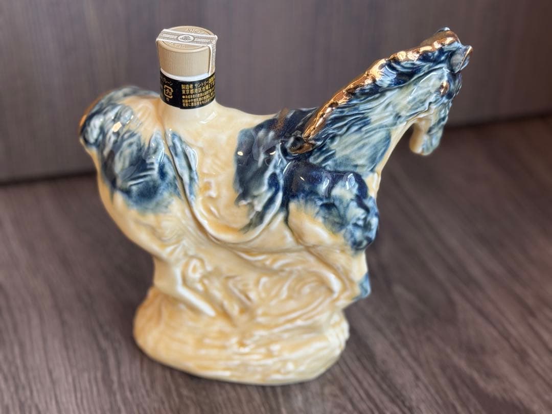 2014年午年サントリーローヤル 鳴海製糖ボトルウイスキー 600ml 未開封