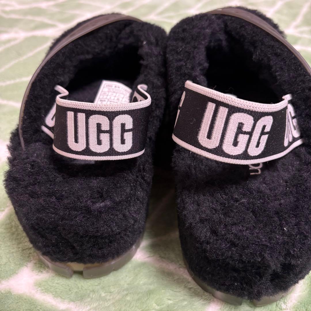 新品未使用 UGG FuzzitaClear ボア サンダル 24cm