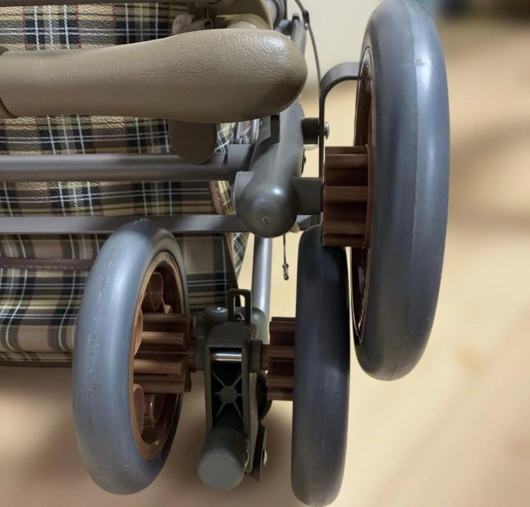 新品未使用！島製作所 リズムRWC ブラウン　手押し車シニアカー歩行器