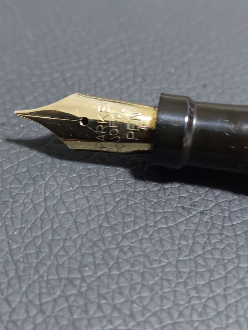 Parker Duofold シニア 万年筆 \"Big Red \"