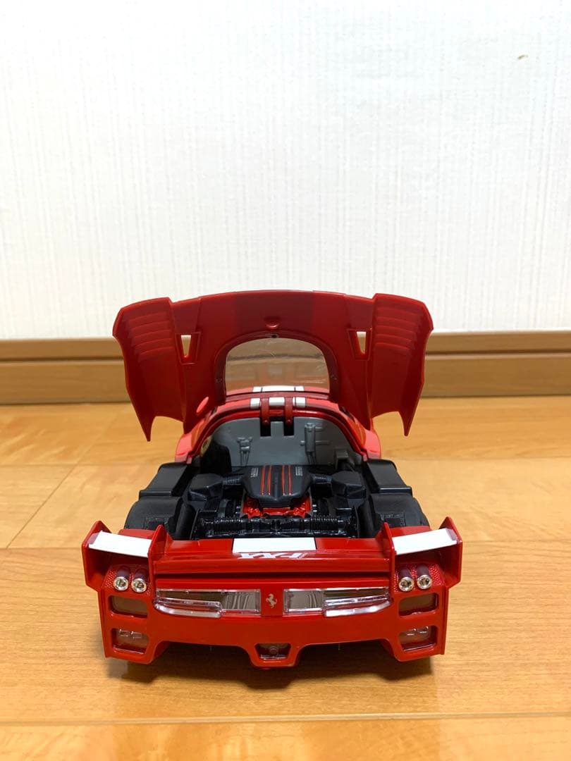 Hot Wheels FERRARI FXX 赤 1:18 ミニカー