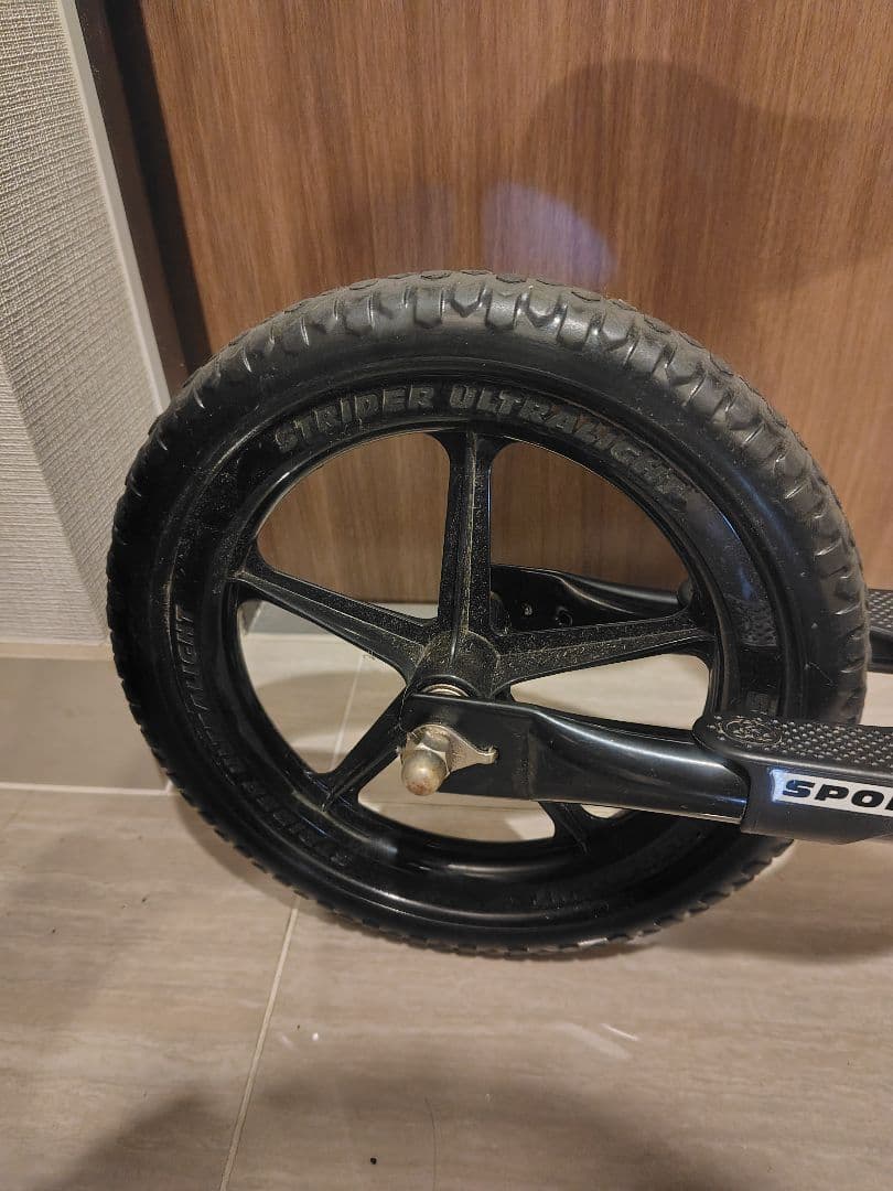 STRIDERストライダー　スポーツ　12インチ　ブラック