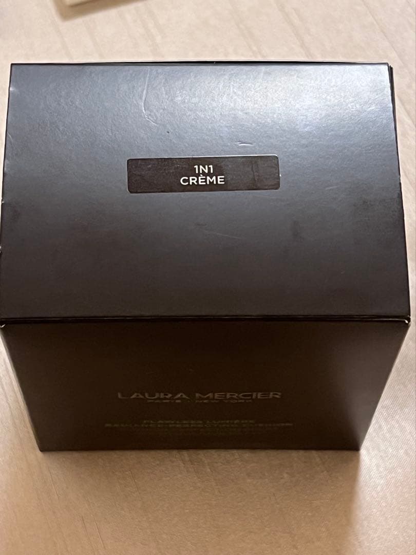 【未使用】ローラメルシエフローレスルミエールパーフェクティングクッション1N1