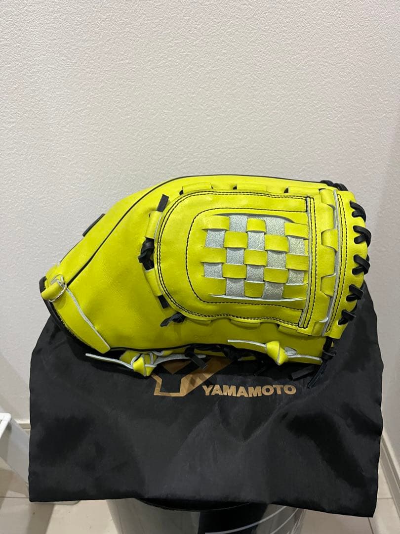 山本グラブスタジオ　硬式投手用グローブ　小指2本入れ　オーダー