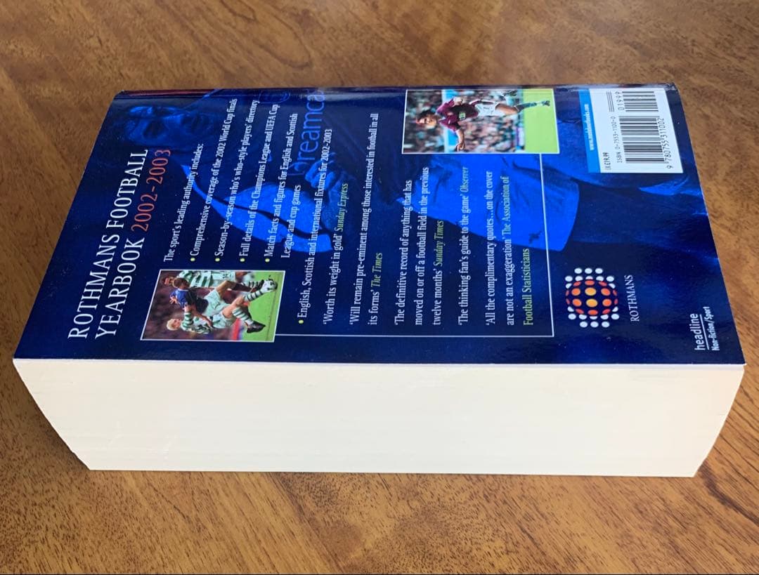 入手不可能！Football Yearbook '02-'03と03-'04二冊