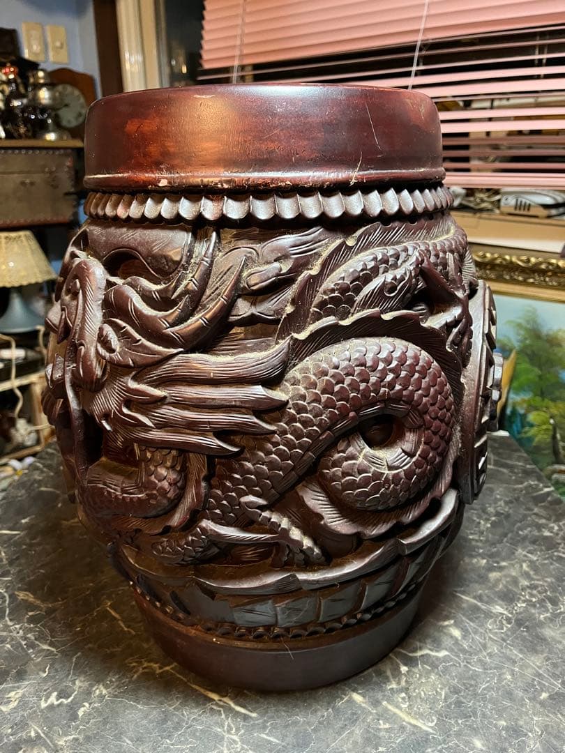 中国木彫椅子 龍 、鳳凰 、彫刻 、縁起物 、スツール マホガニー中国樽