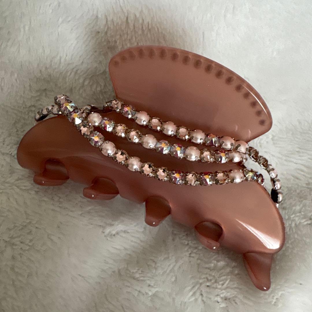 新品未使用　　accaピンクヘアクリップ