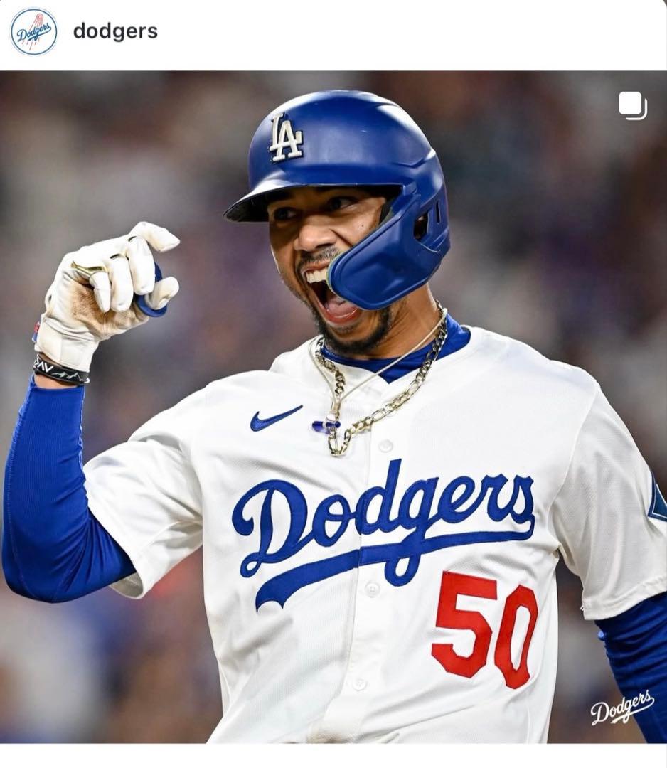 ムーキー ベッツ All Star Necklace 青