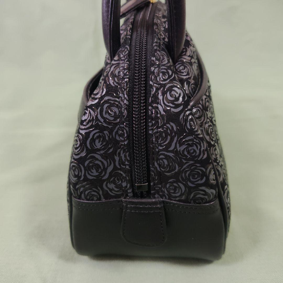 印傳屋黒薔薇のミニバッグ