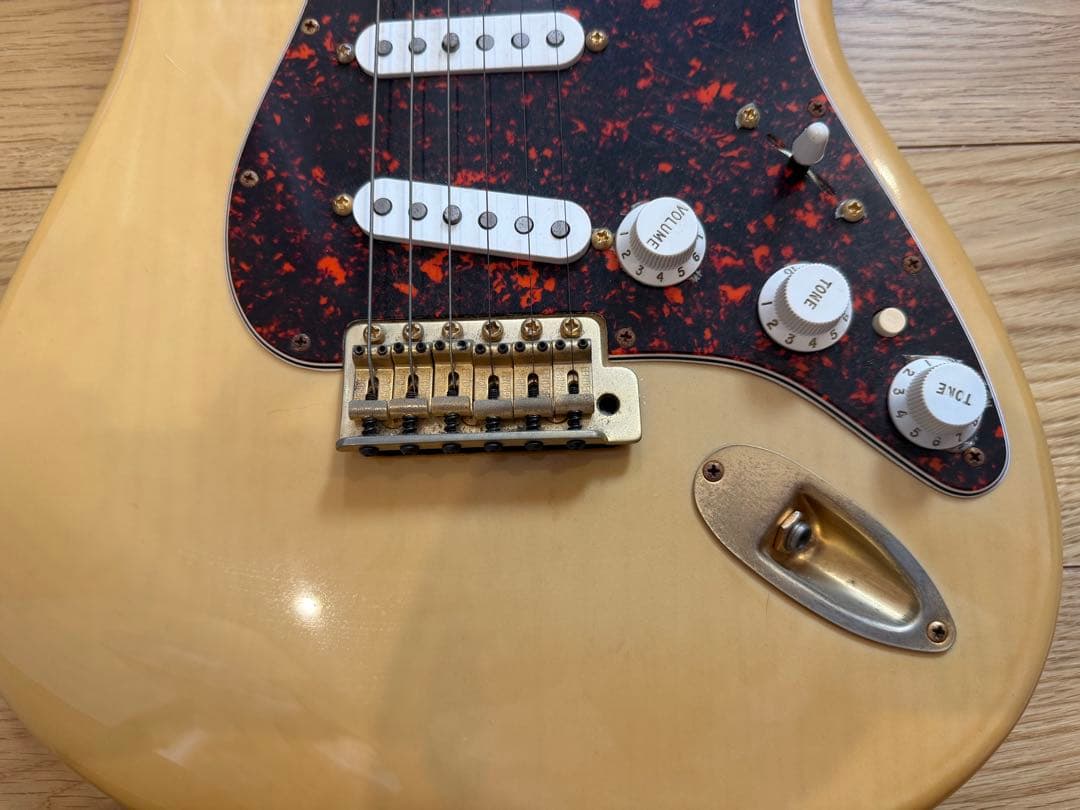 l*n様 Fender エレキギター ストラトキャスタータイプ