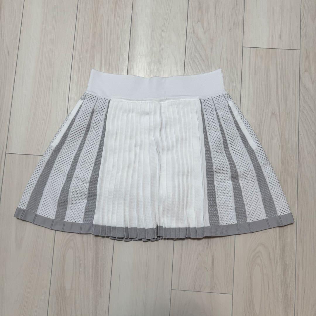 新品 アディダス セットアップ プリーツスカート フリースジャケット もこもこ