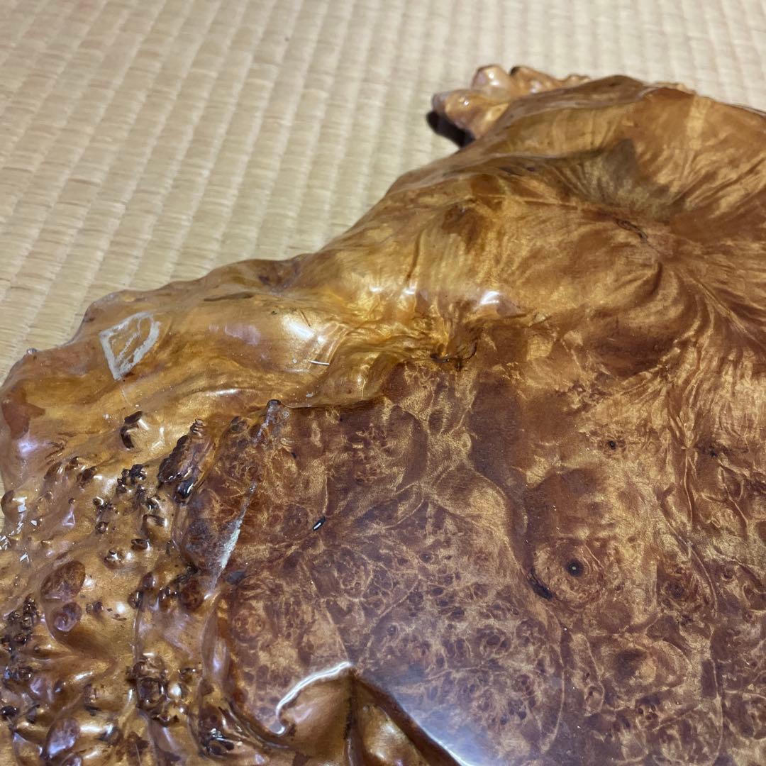 木製台座　自然形状 ブラウン