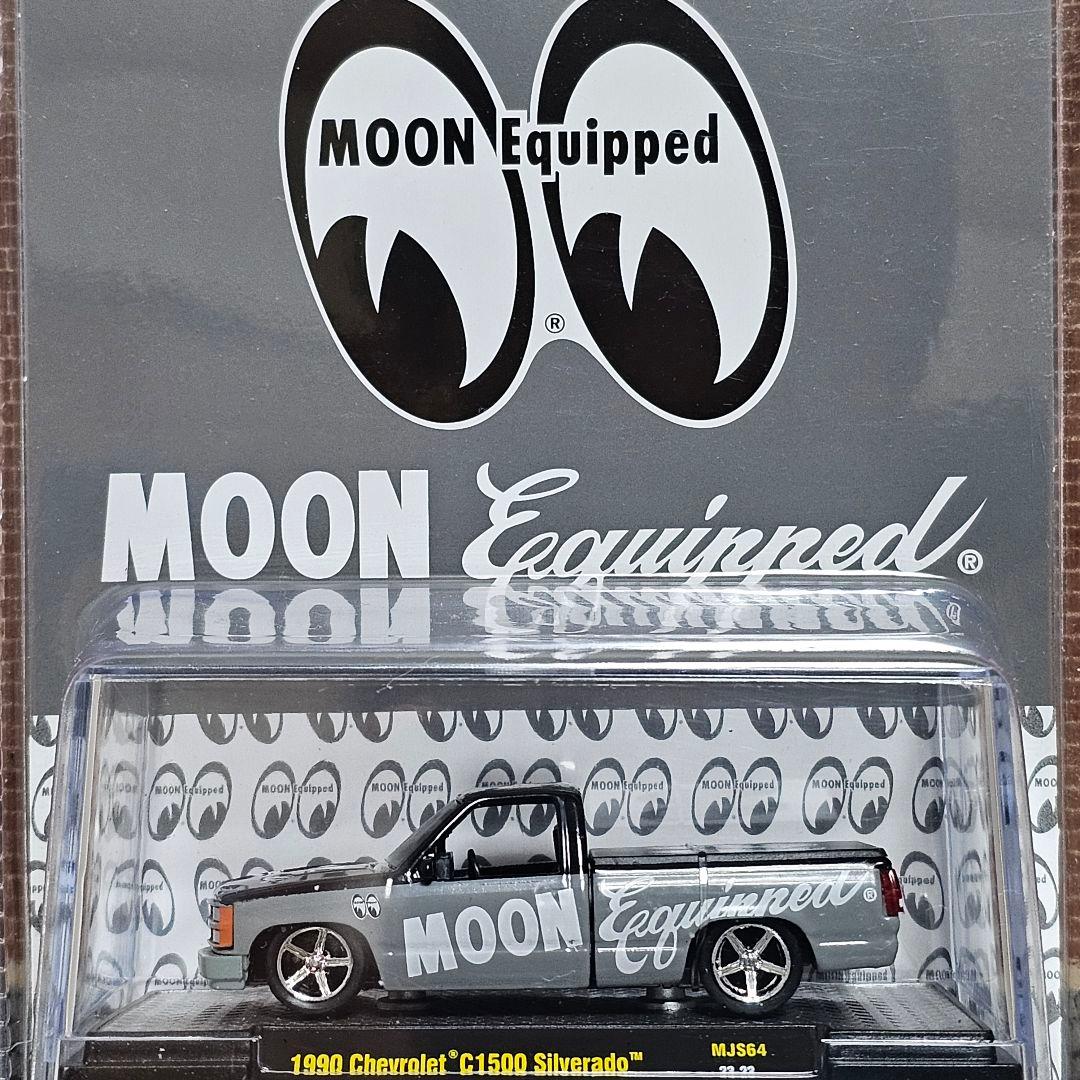 M2マシーン　ムーンアイズ　シボレー　C1500 　1/64　新品未開封