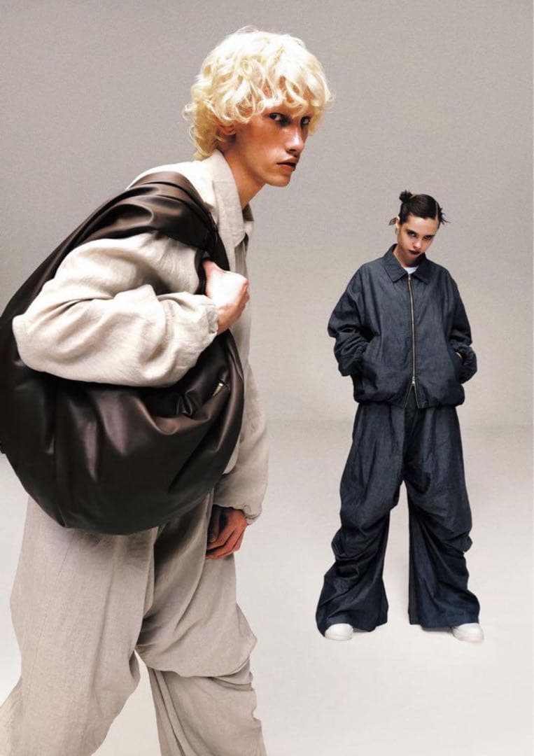 a*t様 FUMITO GANRYU 2025SS ブラックショルダーバッグ