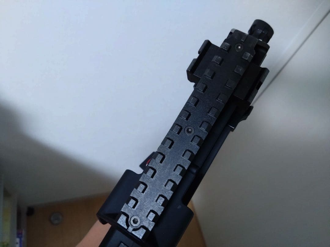 東京マルイ 電動ガン P90プラス