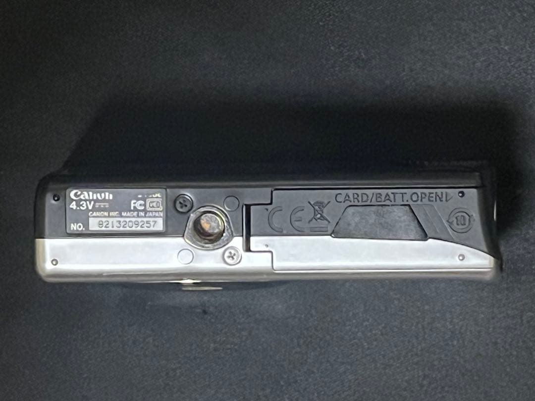 Ｃａｎｏｎ　ＩＸＹ　９２０ｉｓ　キャノン　コンパクトデジタルカメラ　シルバー