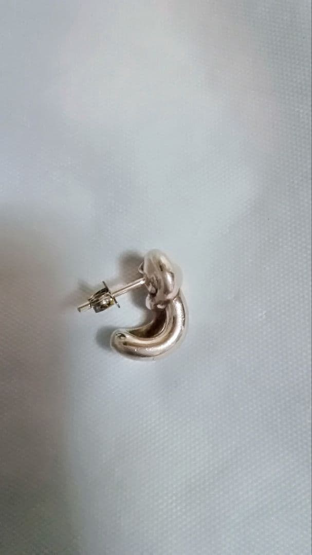 ボッテガヴェネタ　ピアス　片耳