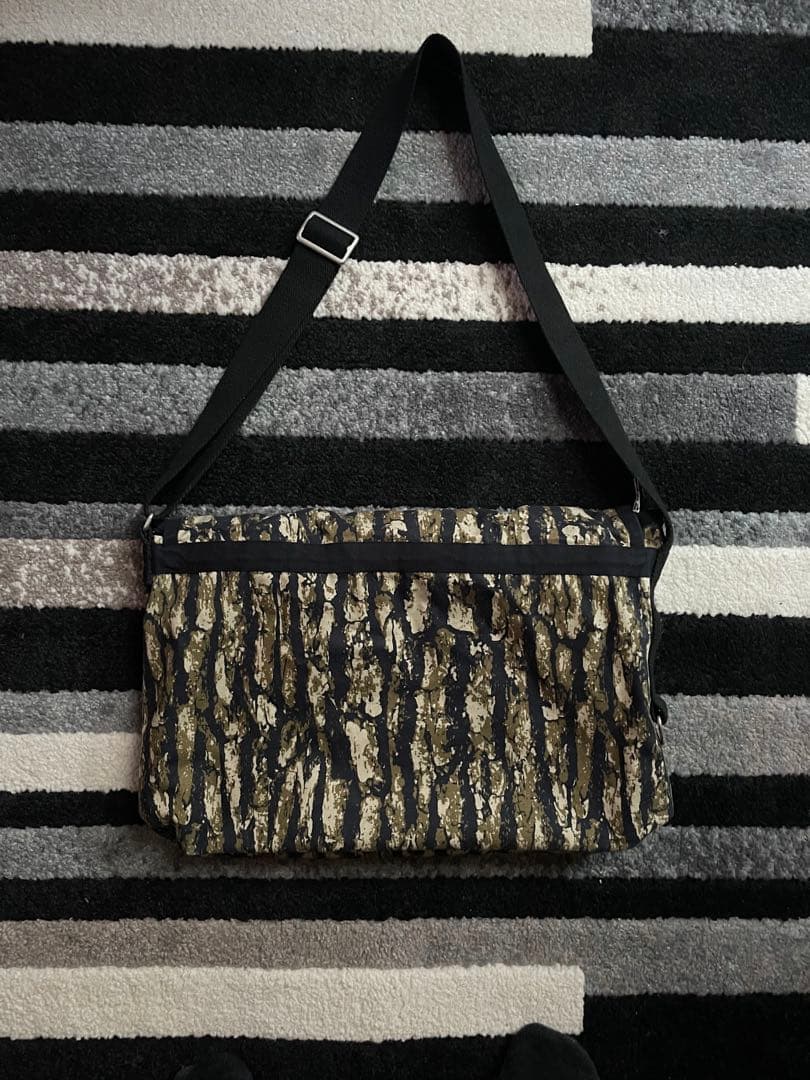 バッグ BoTT washed shoulder bag Washed Camo