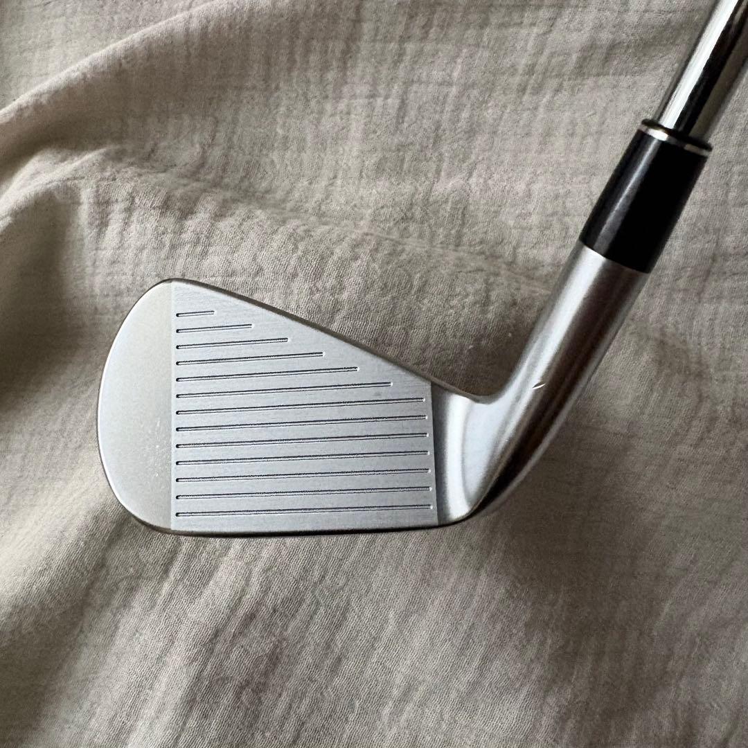 【美品】スリクソン ZXi5 アイアン　ns pro 950gh