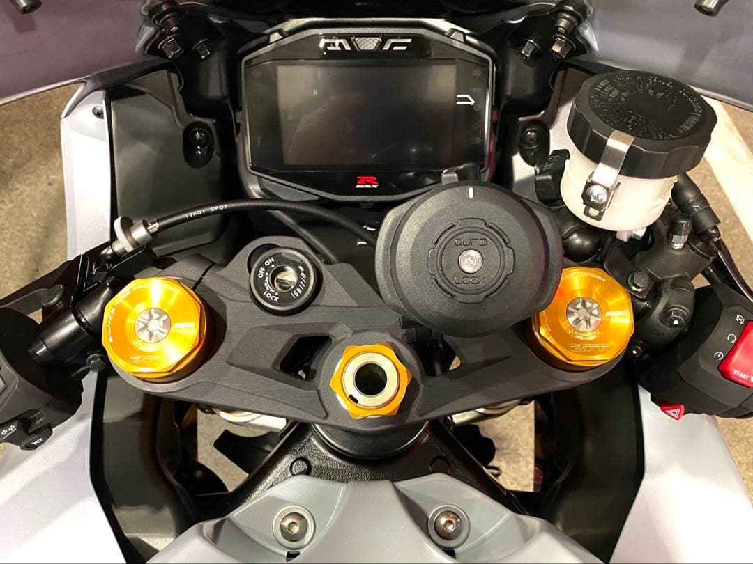 QUAD LOCK バイク ワイヤレス 充電 防振 スマホ ホルダー