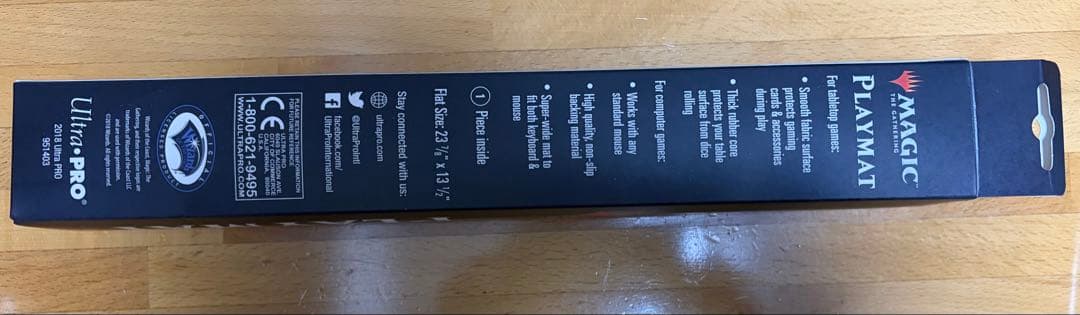 新品未開封　覆いを割く者、ナーセット 灯争大戦プレイマット ultra pro