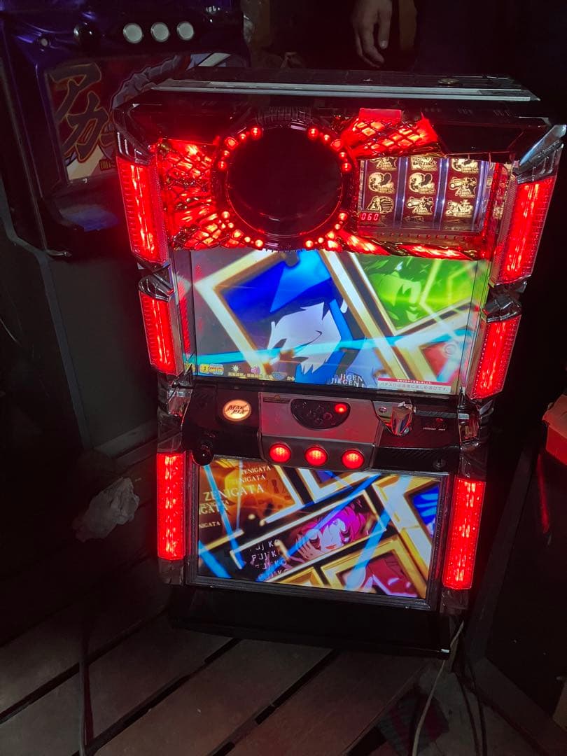 パチスロ実機　　ルパンロイヤル